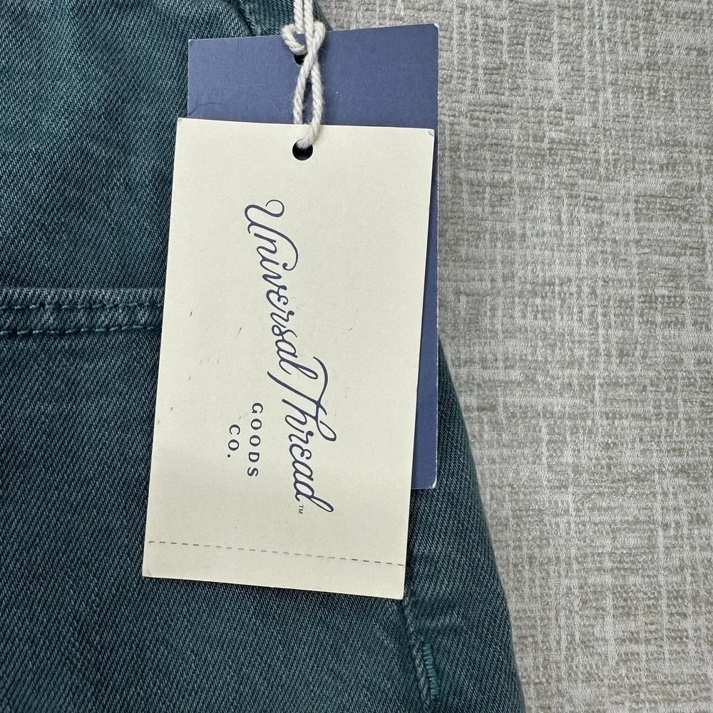 Universal Thread Shorts Womens 12 Teal Vintage Bermuda 7 Inseam‎ Raw Hem Stretch